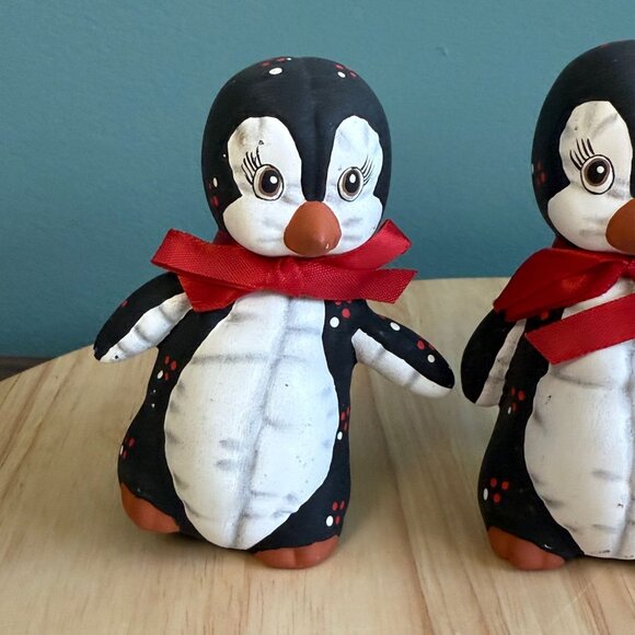 3 Vintage Handmade Penguin Figurines Christmas With Red Bow Ties - Picture 2 of 10